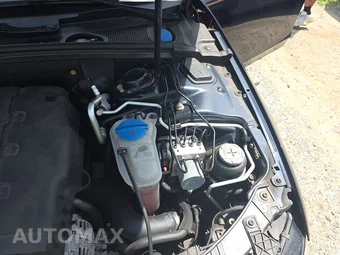 2011 Audi A4 2.0T Premium Sedan – miniatura 32