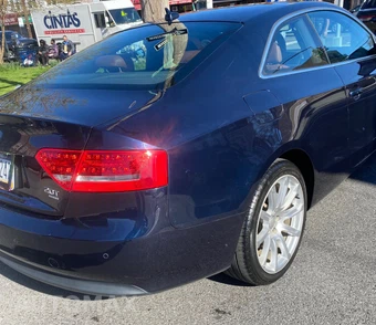2011 Audi A5 Coupe 2.0T Premium Plus - miniatura 5