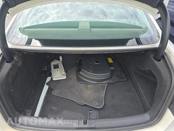2011 Audi A5 Coupe 2.0T Premium – miniatura 16