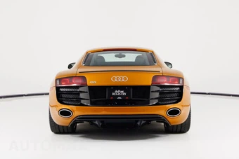 2011 Audi R8 5.2 Coupe - miniatura 4