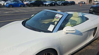 2011 Audi R8 Spyder 4.2 Convertible – miniatura 16