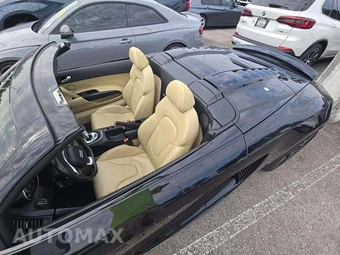 2011 Audi R8 Spyder 5.2 Convertible - miniatura 22