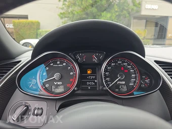 2011 Audi R8 Spyder 5.2 Convertible – miniatura 12