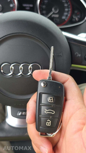 2011 Audi R8 Spyder 5.2 Convertible – miniatura 17