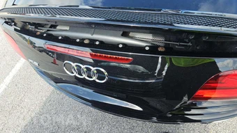 2011 Audi R8 Spyder 5.2 Convertible – miniatura 28