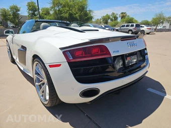 2011 Audi R8 Spyder 5.2 Convertible - miniatura 2