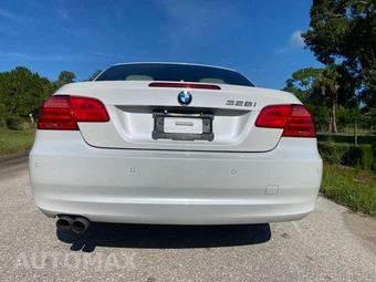 2011 BMW 3 Series Convertible 328i - miniatura 8