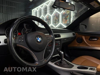 2011 BMW 3 Series Convertible 335i - miniatura 12