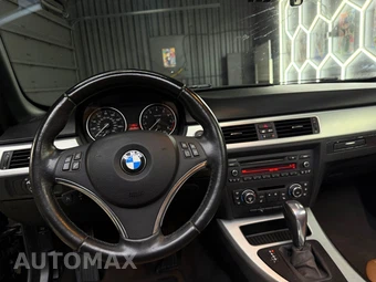 2011 BMW 3 Series Convertible 335i - miniatura 13