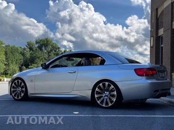 2011 BMW 3 Series Convertible 335is - miniatura 3