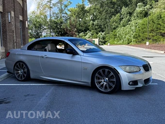 2011 BMW 3 Series Convertible 335is - miniatura 7