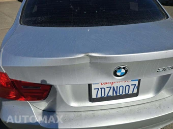 2011 BMW 3 Series Sedan 328i – miniatura 32