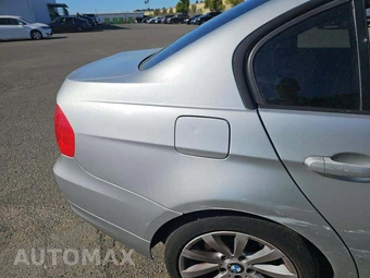 2011 BMW 3 Series Sedan 328i – miniatura 37
