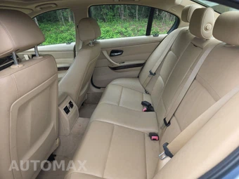 2011 BMW 3 Series Sedan 328i – miniatura 13