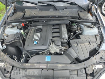 2011 BMW 3 Series Sedan 328i – miniatura 15