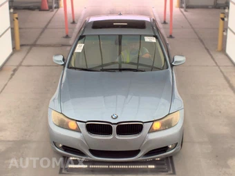 2011 BMW 3 Series Sedan 328i – miniatura 2
