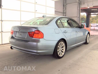 2011 BMW 3 Series Sedan 328i – miniatura 4
