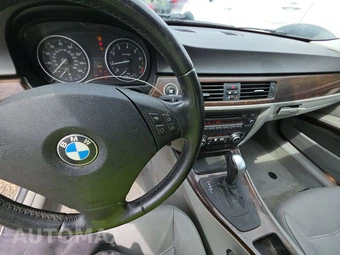 2011 BMW 3 Series Sedan 328i – miniatura 11