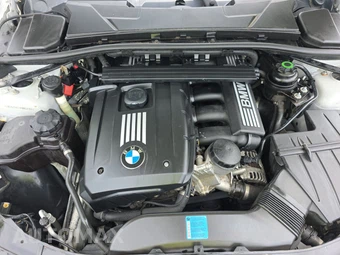 2011 BMW 3 Series Sedan 328i – miniatura 15
