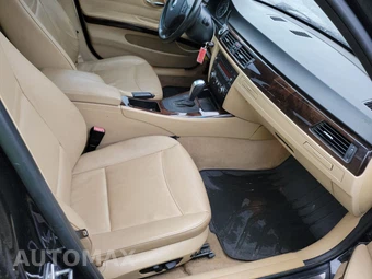 2011 BMW 3 Series Sedan 328i - miniatura 8