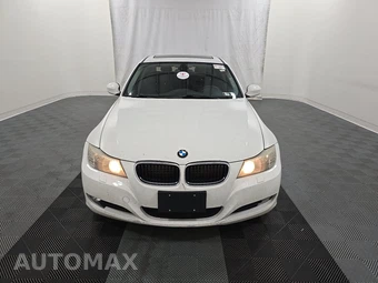 2011 BMW 3 Series Sedan 328i xDrive - miniatura 2