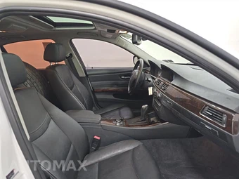 2011 BMW 3 Series Sedan 328i xDrive - miniatura 8