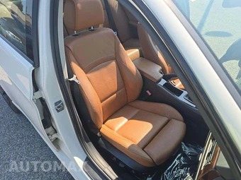 2011 BMW 3 Series Sedan 328i xDrive – miniatura 15