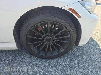 2011 BMW 3 Series Sedan 328i xDrive – miniatura 26