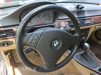 2011 BMW 3 Series Sedan 328i xDrive – miniatura 10