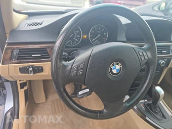 2011 BMW 3 Series Sedan 328i xDrive – miniatura 10