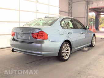 2011 BMW 3 Series Sedan 328i xDrive – miniatura 4