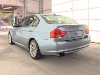 2011 BMW 3 Series Sedan 328i xDrive – miniatura 6