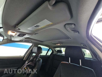 2011 BMW 3 Series Sedan 328i xDrive - miniatura 11