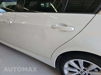 2011 BMW 3 Series Sedan 328i xDrive - miniatura 24