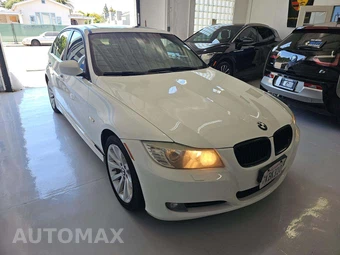 2011 BMW 3 Series Sedan 328i xDrive - miniatura 4