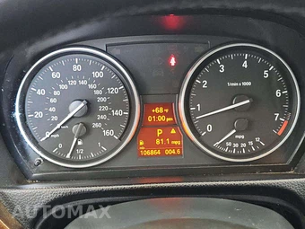 2011 BMW 3 Series Sedan 328i xDrive - miniatura 9