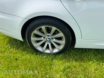 2011 BMW 3 Series Sedan 328i xDrive - miniatura 9