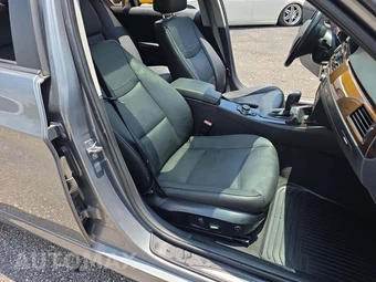 2011 BMW 3 Series Sedan 328i xDrive – miniatura 18