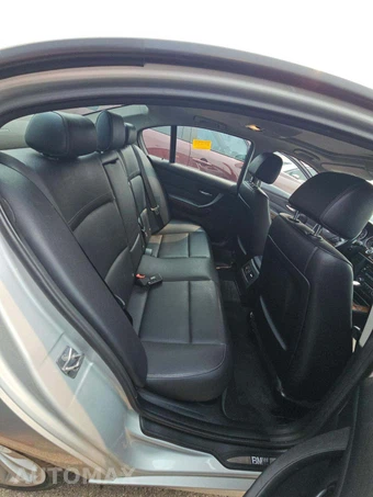 2011 BMW 3 Series Sedan 328i xDrive – miniatura 16