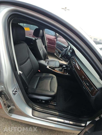 2011 BMW 3 Series Sedan 328i xDrive – miniatura 18