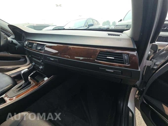 2011 BMW 3 Series Sedan 328i xDrive – miniatura 19