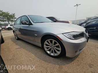 2011 BMW 3 Series Sedan 328i xDrive – miniatura 4