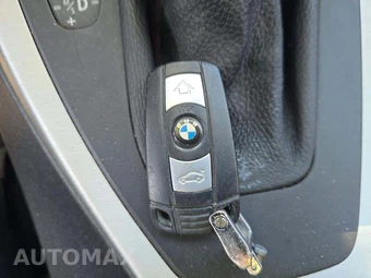 2011 BMW 3 Series Sedan 328i xDrive - miniatura 8