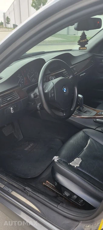 2011 BMW 3 Series Sedan 328i xDrive - miniatura 11