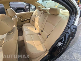 2011 BMW 3 Series Sedan 335d - miniatura 13