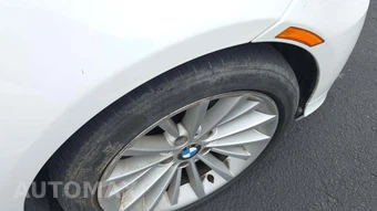 2011 BMW 3 Series Sedan 335i xDrive - miniatura 29