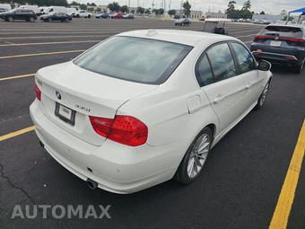 2011 BMW 3 Series Sedan 335i xDrive - miniatura 4