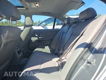 2011 BMW 3 Series Sedan 335i xDrive - miniatura 13
