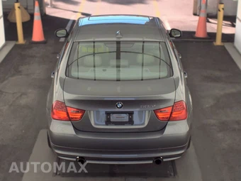 2011 BMW 3 Series Sedan 335i xDrive - miniatura 5