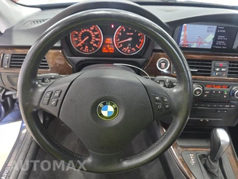 2011 BMW 3 Series Sedan 335i xDrive - miniatura 10